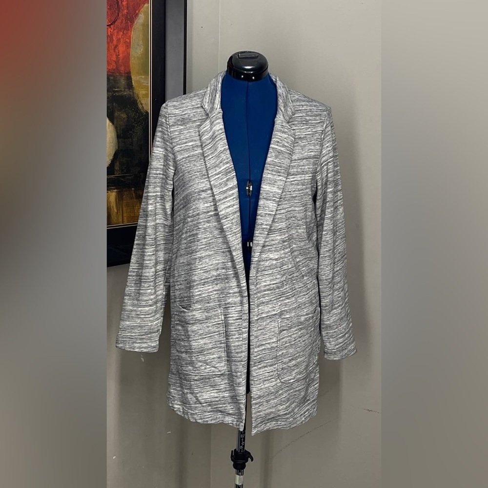 Chico’s Zenergy Jacket ‎ Cardigan Gray Drape Front Pockets Sz 1 Small Cotton